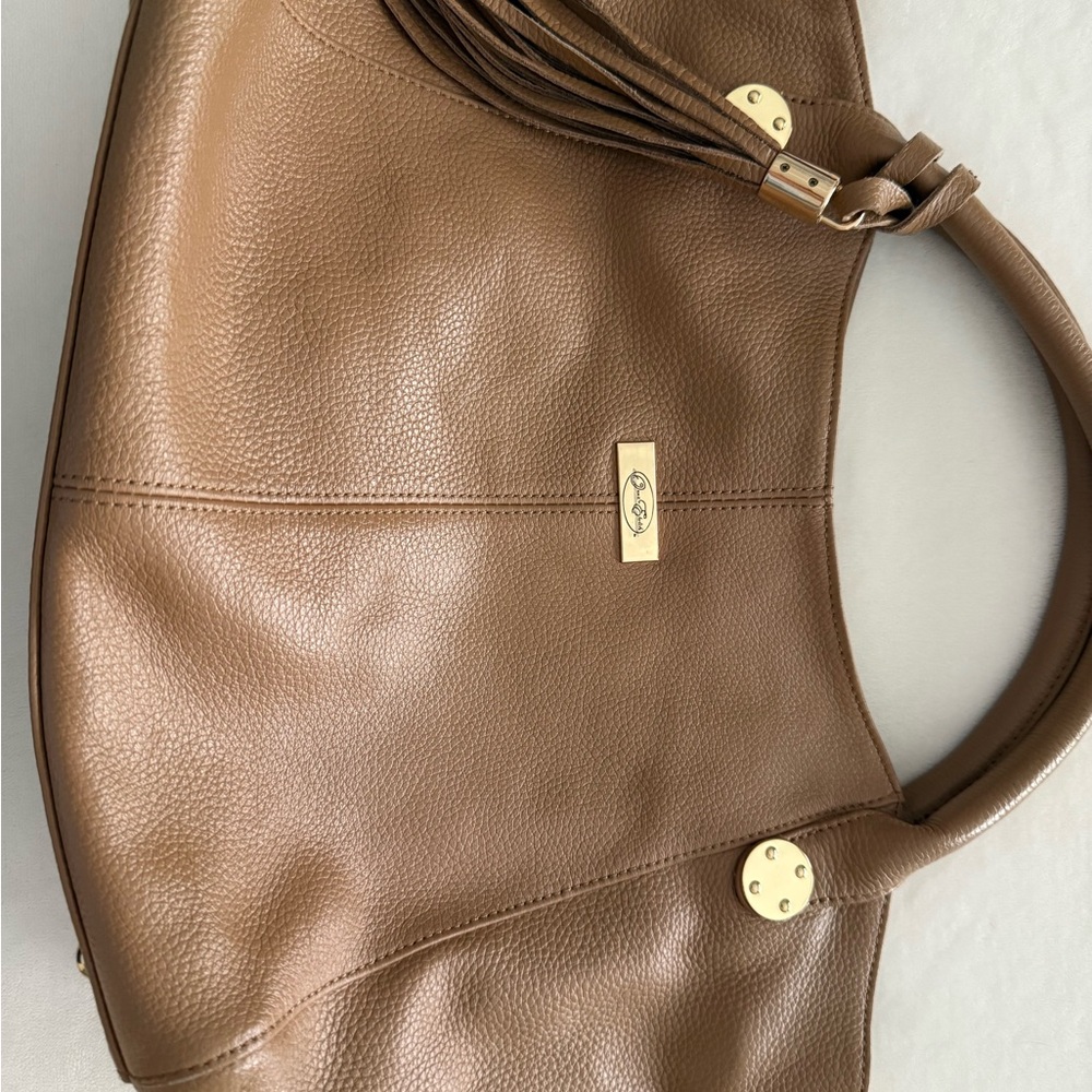 Chic Tan Leather Shoulder Bag with Tassel